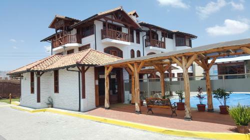Hostal Hosteria El Imperio Real