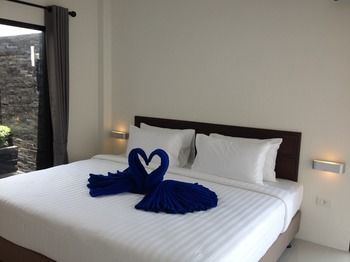 Hotel Limelight Village