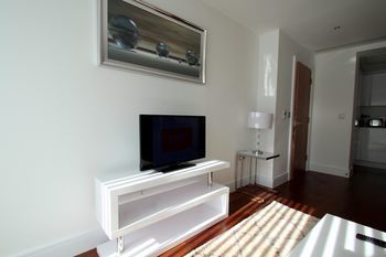 Lincoln Plaza Apartments