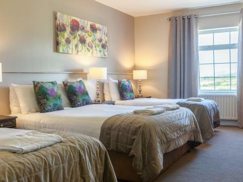 Dingle Peninsula Hotel, �st�n Chorca Dhuibhne