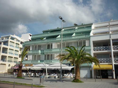 Apartamento Nisamar Atico A