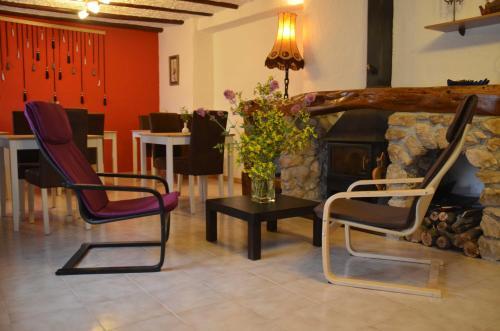 Agroturismo El Almendro Y La Monta�a