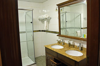Imperial Golf View Hotel