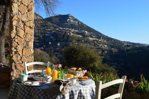 Bed & Breakfast Au Pied Des Baous