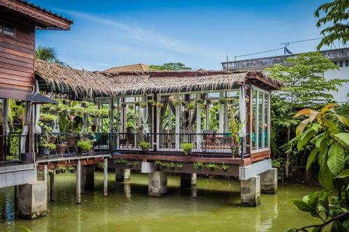 Hotel Ruan Rong Rong Resort & Spa