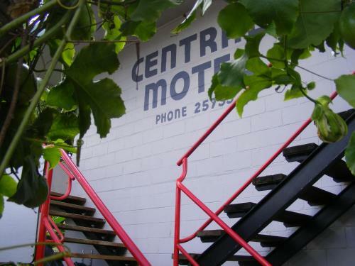 Central Motel