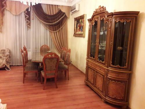 Apartamento 28 Maj Street Neft Akademia