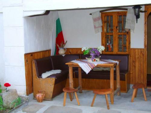Hostal Proinovska House