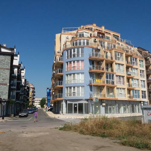 Golden Sea View Apartments
