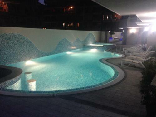 Golden Sea View Apartments