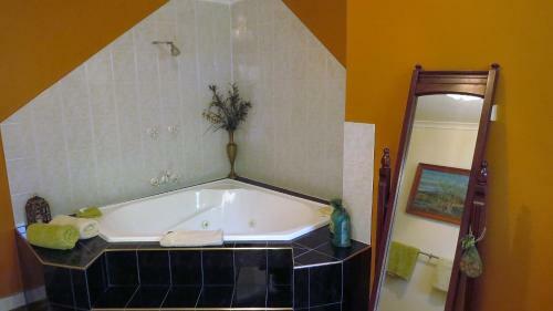 Gumtree On Gillies Bed And Breakfast
