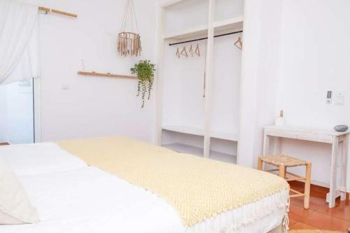 Hostal Utopia Guest House