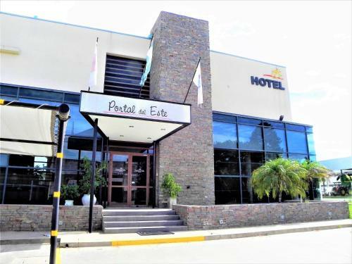 Hotel Portal Del Este