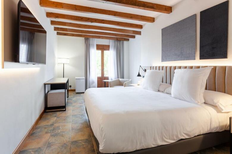 Dwo Rioja Wine Hotel