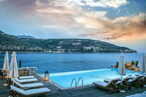 Apartamento ?n Plo Luxury Suites