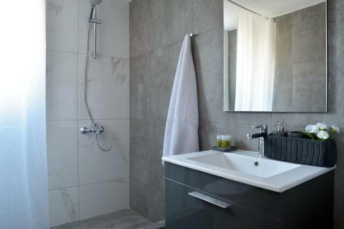 Trendy Olympic Stadium Apartments