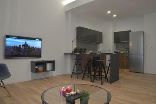 Trendy Olympic Stadium Apartments