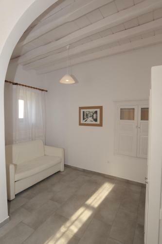 Thomas Traditional Apartments