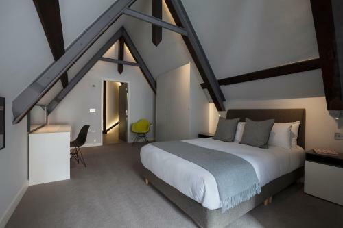 Iconic Dean Village Apartment