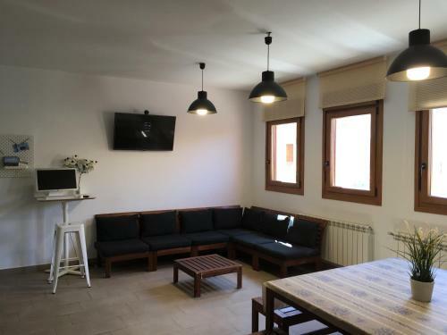 Hornillos Meeting Point (pilgrim Hostel)