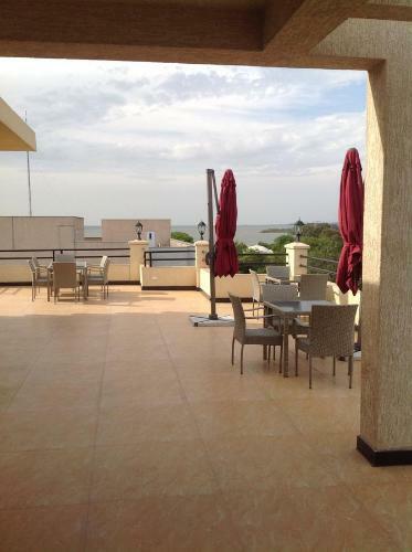 Palm Palace Hotel