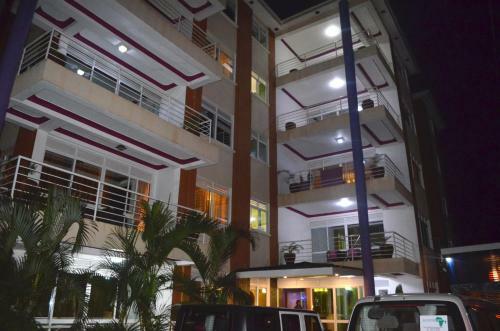 Space Hotel Apartments & Spa