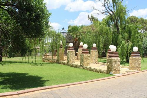 Hostal The Willow Tree Guesthouse