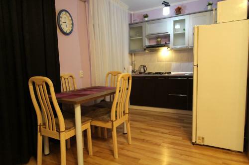 Nadezhda Apartments On Aiteke Bi St.