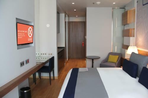 The Key Aparthotel