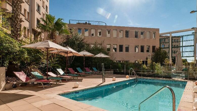 Hotel Holiday Inn Garden Court