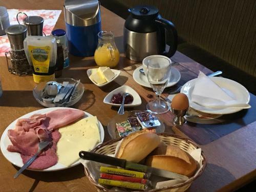 Posada Landgasthof Sch�nzer