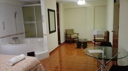 Hotel Hostal Maryed