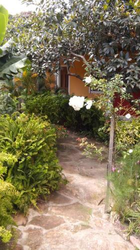 Hostal Pousada Lirio Do Vale