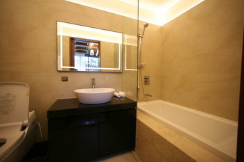 Bonum 1957 Hanok Stay And Hotel