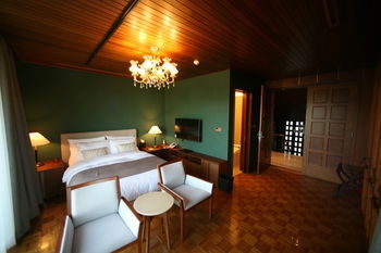 Bonum 1957 Hanok Stay And Hotel