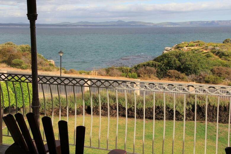 Hotel On The Cliff Guest House