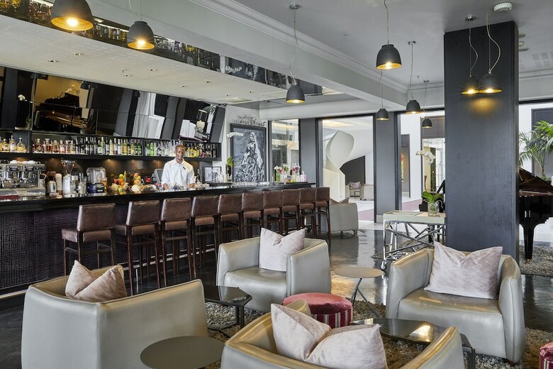 Queen Victoria Hotel