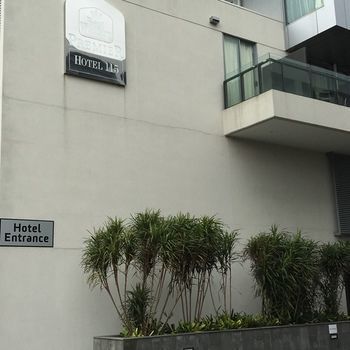 Best Western Premier Hotel 115 Kew