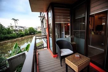Mystery 13 B&B