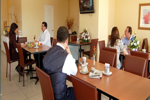 Hotel Imperio Suites
