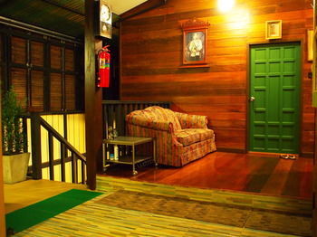 Hotel Chommuang Guest House