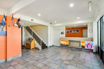 Motel 6 Waukegan Il