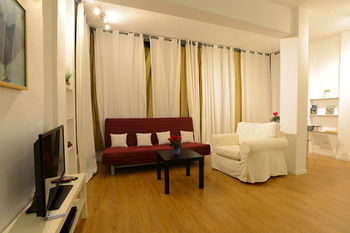 Apartamento Hatzmaot - Bat Yam