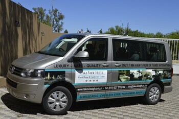 Hotel Lakeview Guest House & Conference Centre