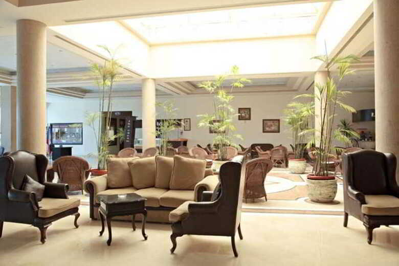 Hotel The Three Corners Sea Beach Resort