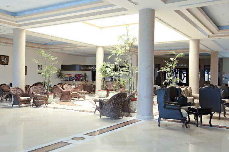 Hotel The Three Corners Sea Beach Resort