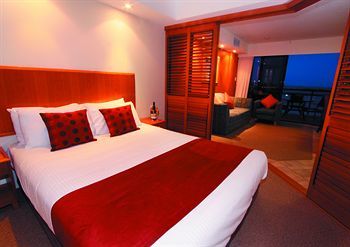 Hotel Ramada Resort Golden Beach