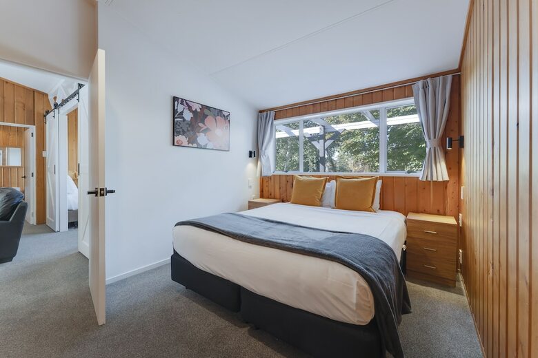 Archway Motel & Chalets
