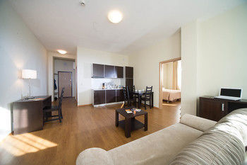 Aparthotel Valset Apartments By Heliopark