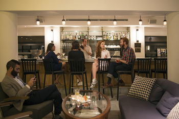 Lily & Bloom Hotel